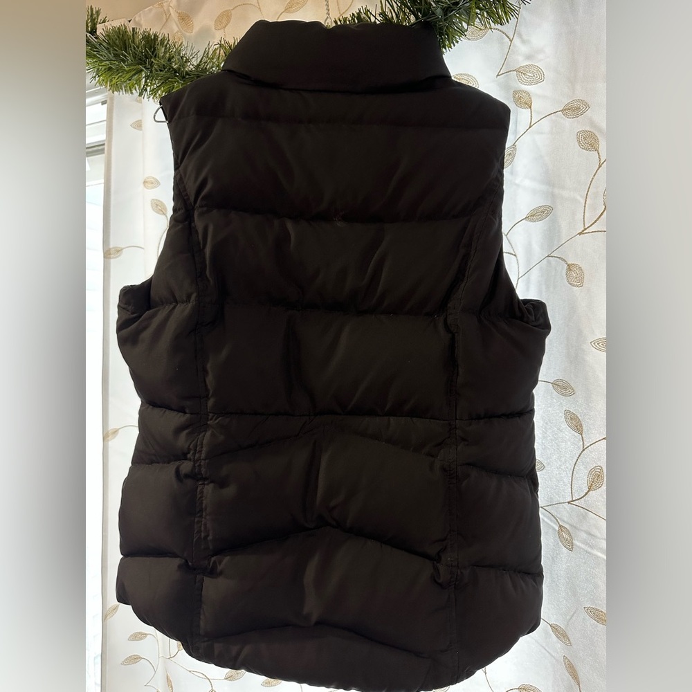 Women’s Black Puffer Vest - Picture 2 of 3